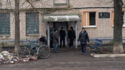 Россияне ударили по центру Волчанска, убили мужчину на велосипеде