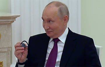 «Покраснел и выглядел растерянно»: Путин угодил в новый конфуз - charter97.org - Белоруссия