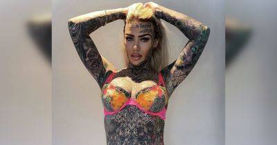 Потратила €40 000: самая татуированная женщина Великобритании показала фото "до" (фото)