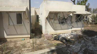 Жители кибуца вспоминают первые часы нападения ХАМАС