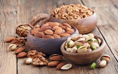 Содержат массу витаминов и минералов: врачи назвали самые полезные орехи