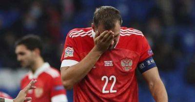 "Не нашли технического решения": УЕФА свернула план возвращения России в международный футбол, — СМИ