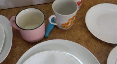 Как отмыть тарелки: хитрости, которые помогут избавиться от любой грязи