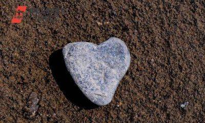 Иркутянин требует за камень в форме сердечка миллион рублей