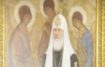 РПЦ добавила на картину «Троица» патриарха Гундяева
