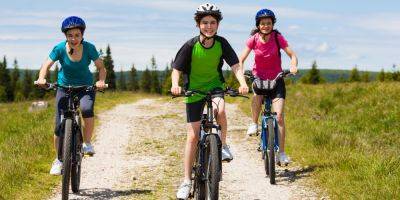 Внезапно. Езда на велосипеде улучшает психическое здоровье подростков