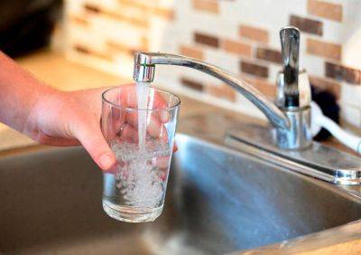 В столице планируют поднять тарифы на питьевую воду. В чем причины, каков размер новых тарифов и когда они вступят в силу?