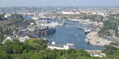 В Севастополе объявили тревогу, оккупанты перекрыли Крымский мост и заявили о «работе ПВО»