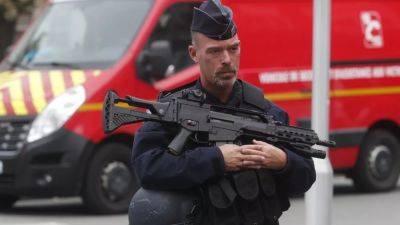 Во Франции введен уровень безопасность "угроза теракта"