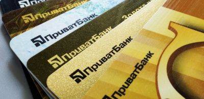ПриватБанк предупредил украинцев, которые находятся за границей: что нужно знать о карточках