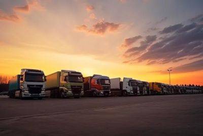 Кабмин внес изменения в правила пересечения границы для водителей грузовиков и автобусов