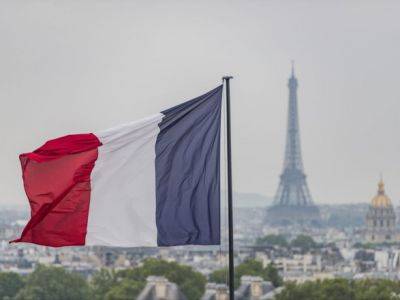 Франция объявила режим наивысшей готовности: связывает нападение в школе с событиями на Ближнем Востоке