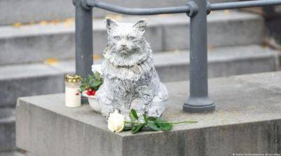 В Германии установлен бронзовый памятник коту Кикко