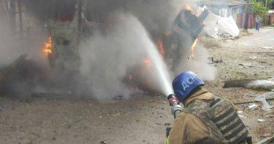 Тушили пожар после обстрела: ВС РФ ударили по спасателям в Днепропетровской области (фото)