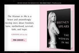 Бритни Спирс выпускает откровенную книгу мемуаров