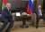 «Вот и приходится Головченко коробейничать по российским губернаторам, а кое-кому караулить Путина в коридорах»