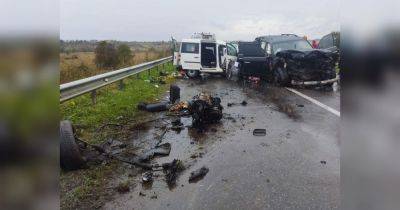 Крупная автокатастрофа на трассе Трускавец — Львов: много погибших и травмированных (фото)