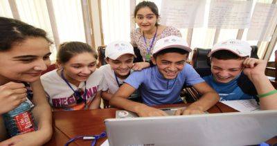 В Таджикистане 20 тыс. молодых людей получат сертификаты о профобразовании