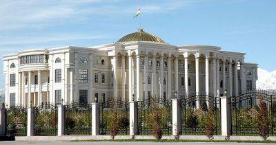 Президент Таджикистана освободил трёх судей Согдийской области