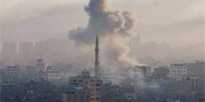 В Израиле заявили о ликвидации главы региональной разведки ХАМАС и показали видео ударов по Газе