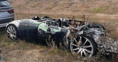 Принадлежал Кернесу: в Украине сгорел редчайший немецкий спорткар (фото)