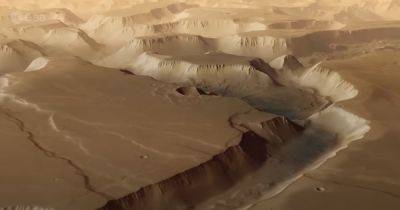 Лабиринт ночи на Марсе. Аппарат ЕКА заглянул в самые темные уголки Красной планеты (видео)