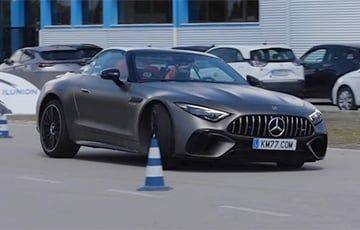 Новейший спорткар Mercedes-AMG провалил тест на управляемость