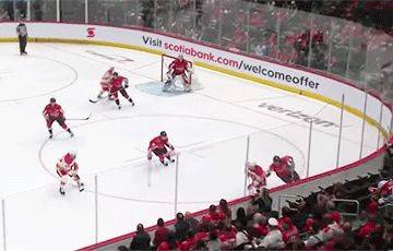 Белорусы сыграли друг против друга в НХЛ