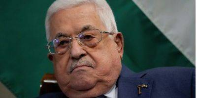 «Знак протеста». Палестинский лидер отказался встречаться с Байденом из-за атаки на больницу в Газе — СМИ
