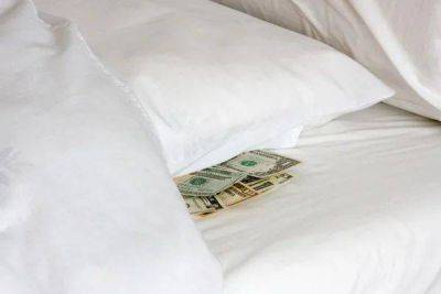 Украинские граждане и бизнес держат большую часть активов в валюте «под подушкой» — Данилишин