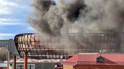 В российском Екатеринбурге снова горит ледовая арена