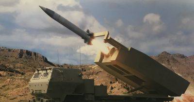 "Это нужно": в Пентагоне рассказали, будут ли отправлять Украине новые ракеты ATACMS (видео)