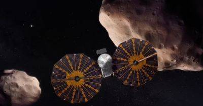 Улетел изучать астероиды Юпитера: аппарат NASA вышел на связь на пути к своей первой цели (фото)