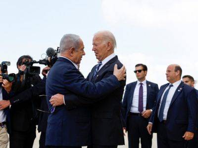 Президент США Байден прилетел в Израиль