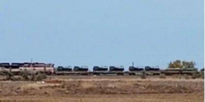 Партизаны заметили колонну старой военной техники войск РФ в оккупированном Крыму