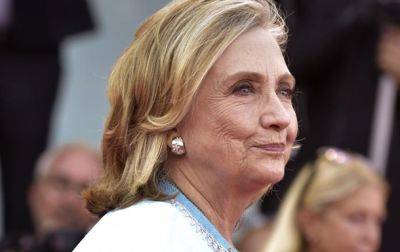 Хиллари Клинтон профинансирует фильм о военных преступлениях РФ в Украине