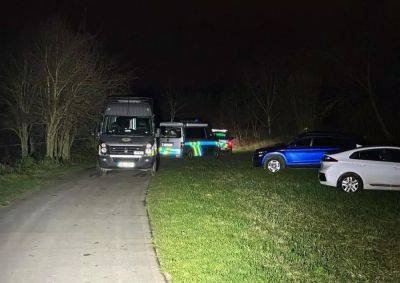 Полиция Праги закрыла дело о трех трупах в парке. Оказалось, это был сговор родителей - vinegret.cz - Чехия - Прага