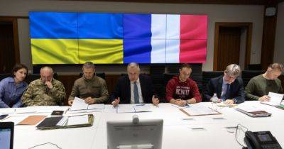 Украина начала переговоры о гарантиях безопасности с еще одной страной