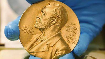 Срочная новость. Каталин Карико и Дрю Вайсман получили Нобелевскую премию по медицине за создание мРНК-вакцин