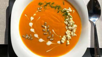 Как в лучших киевских ресторанах: как приготовить вкусный крем-суп из тыквы