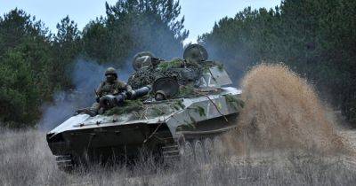 Битва за Авдеевку: бойцы ВСУ уничтожили 2 БМП РФ, которые ехали на штурм — DeepState (видео)