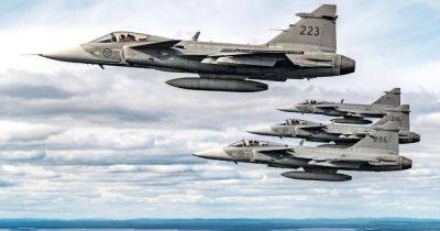 Швеция планирует передать Украине истребители Gripen в ближайшее время, — Politico