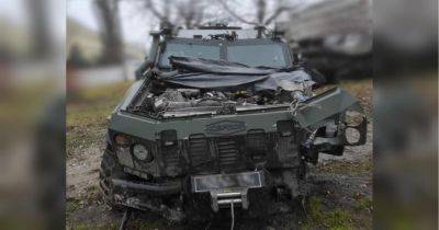 Выдерживает взрыв: украинский бронетранспортер «Новатор» сохранил жизнь экипажа