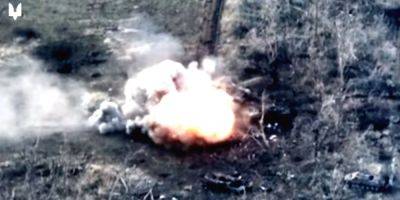 Под Авдеевкой бойцы ССО уничтожили одним ударом сразу два вражеских БТР — видео