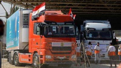 В Газу отправились первые 20 грузовиков с гуманитарной помощью