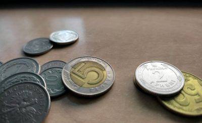 Дикий штраф 8500 грн и конфискация: украинцев начали наказывать за обмен валюты не в банках