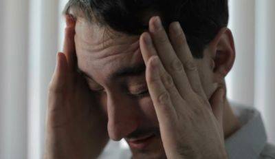 Снимет, как рукой: как избавиться от головной боли - три эффективных метода