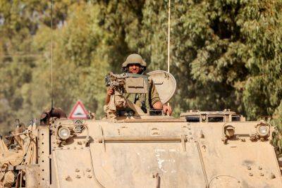 Израильский танк по ошибке обстрелял египетских военных