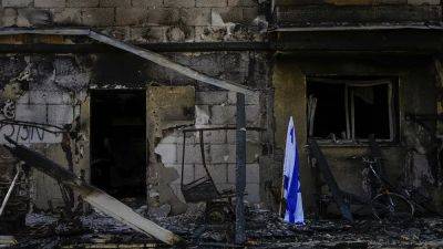 Биньямин Нетаньяху - Война Израиля против ХАМАС: удары по северу сектора Газа усиливаются - ru.euronews.com - Сирия - Дамаск - Израиль - Иран - Ливан