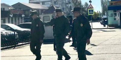 Передвигаются по городу группами. В Крыму исчезают мобилизованные оккупанты — Атеш